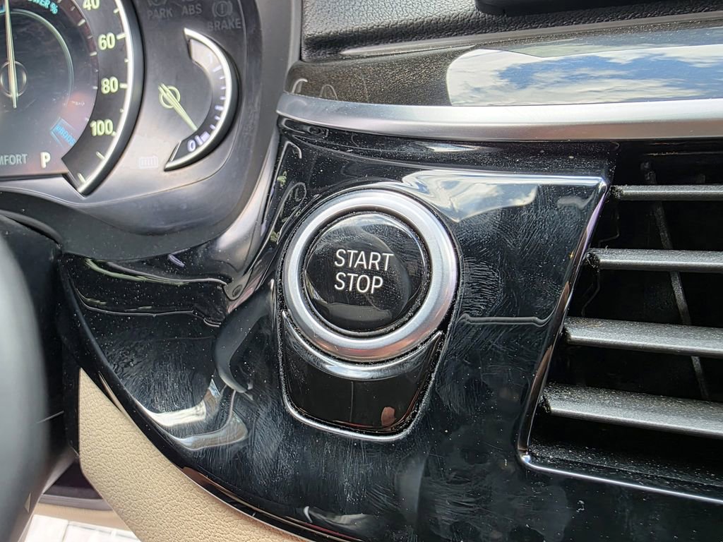 Used 2018 BMW 530e image 23