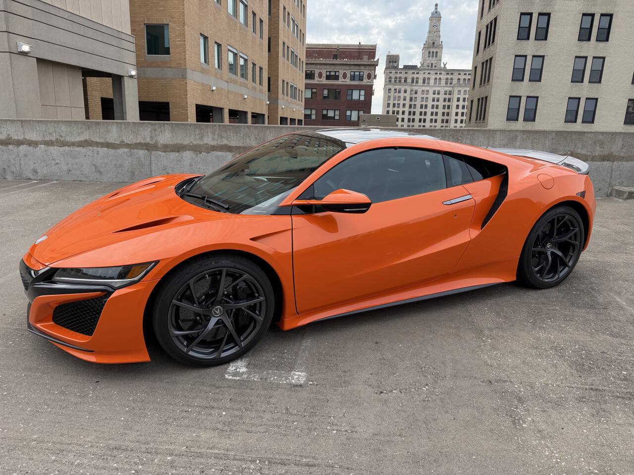 Used 2019 Acura NSX AWD/4WD image 8
