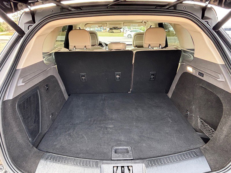 Used 2020 Lincoln Corsair FWD w/ Premium Package image 16