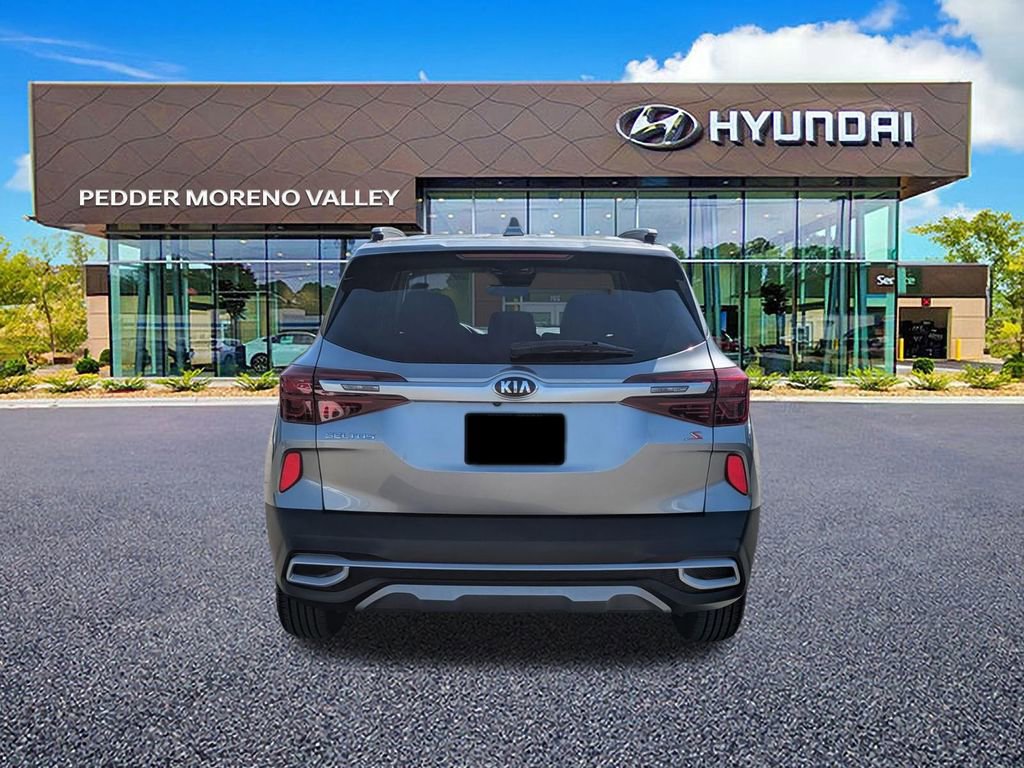 Used 2021 Kia Seltos S image 4