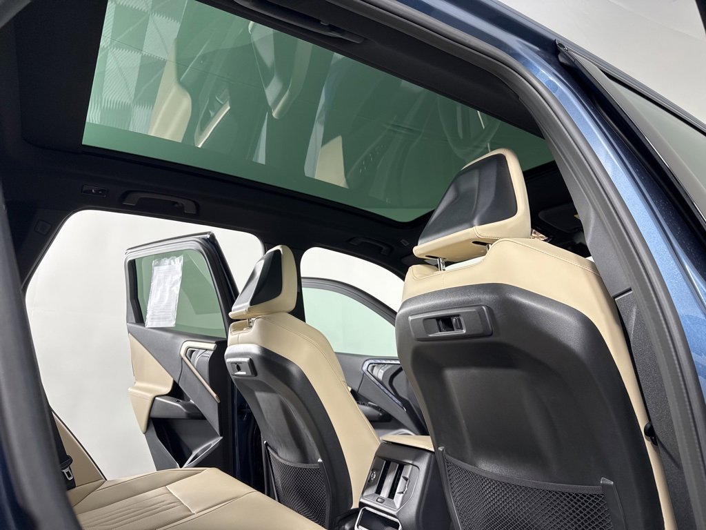 Used 2025 BMW X3 xDrive30i w/ Premium Package image 25