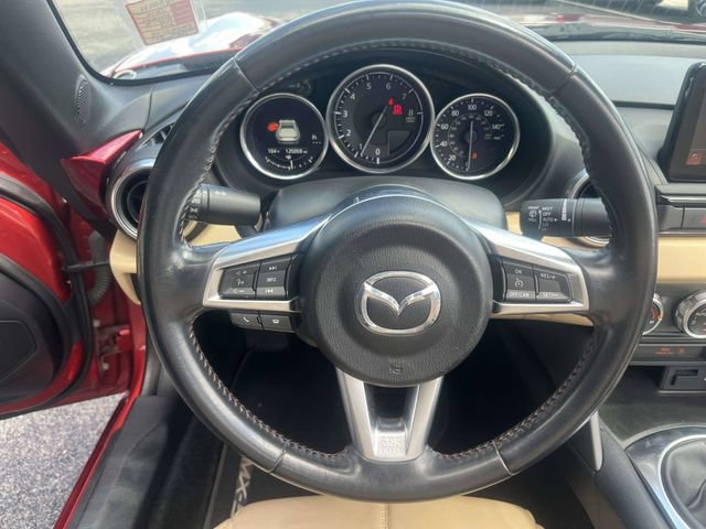Used 2019 MAZDA MX-5 Miata RF Grand Touring RWD image 18