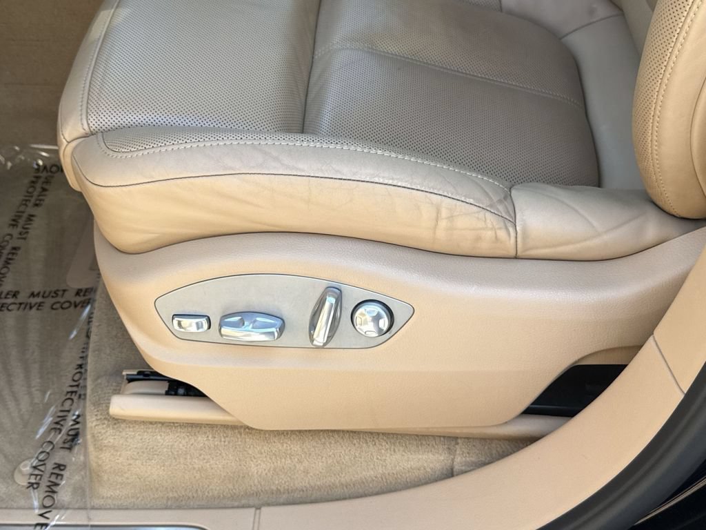 Used 2014 Porsche Cayenne GTS AWD/4WD image 14