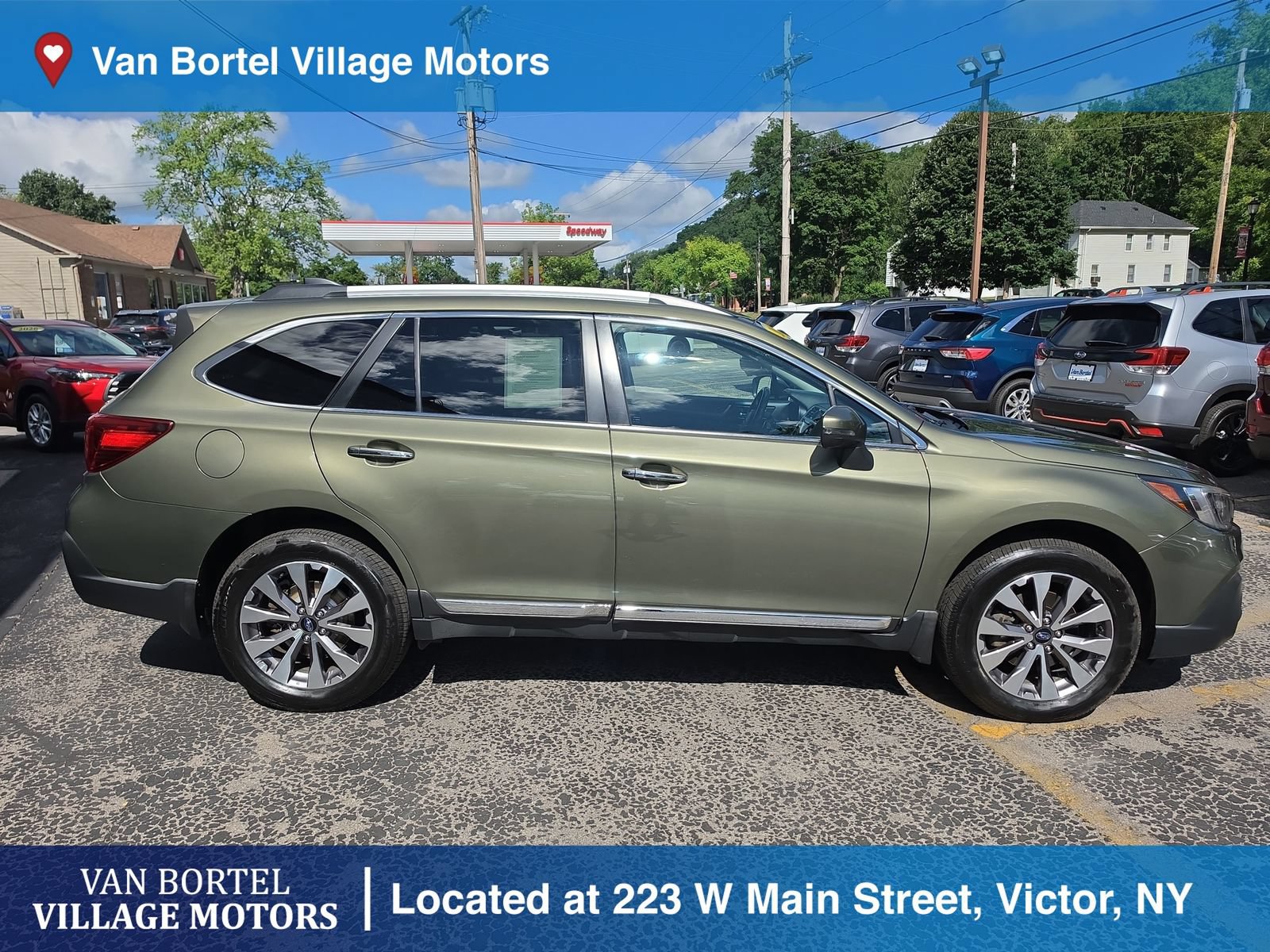 Used 2019 Subaru Outback 3.6R Touring AWD/4WD image 4