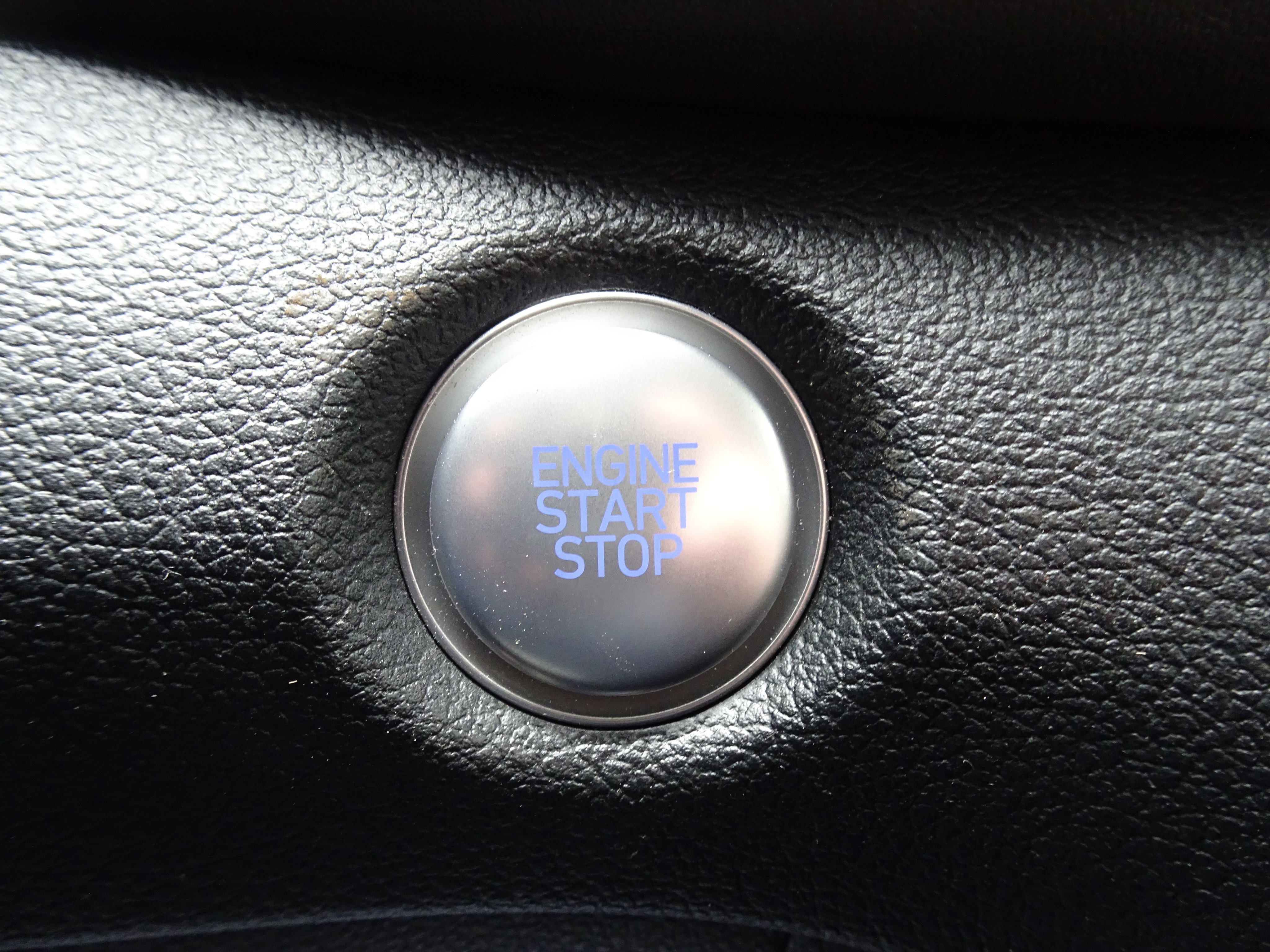 Used 2023 Hyundai Santa Fe SEL AWD/4WD image 25