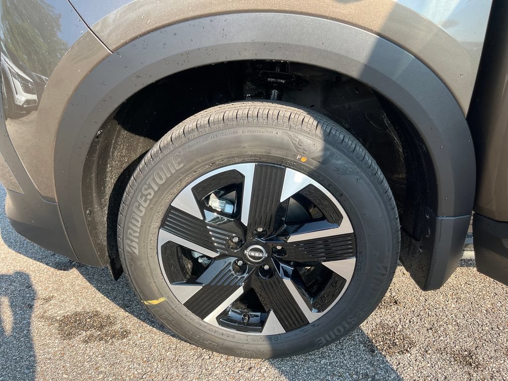 New 2027 Nissan Kicks SV w/ SV Premium Package AWD/4WD image 27