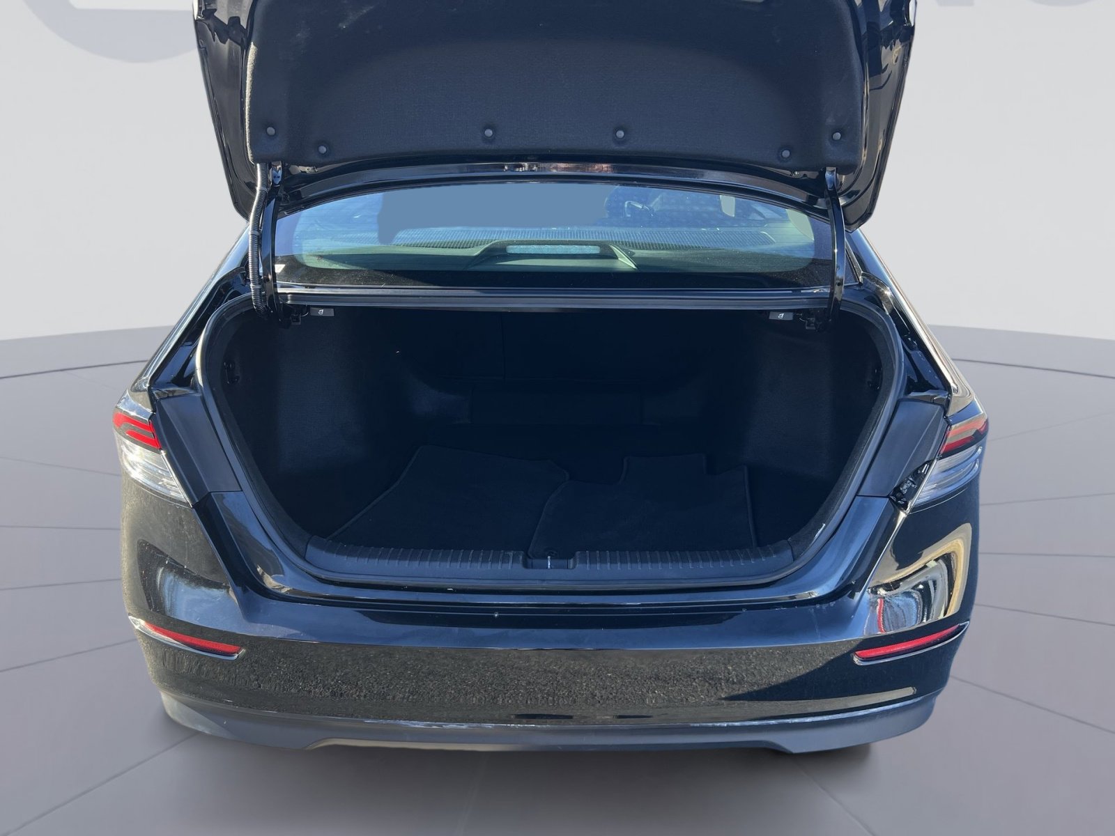 Used 2023 Honda Accord EX image 25