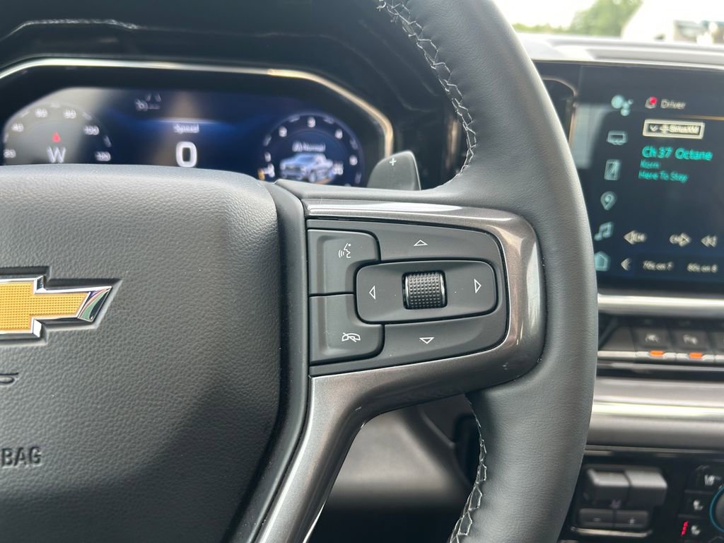 Used 2024 Chevrolet Silverado 1500 High Country w/ Technology Package image 18