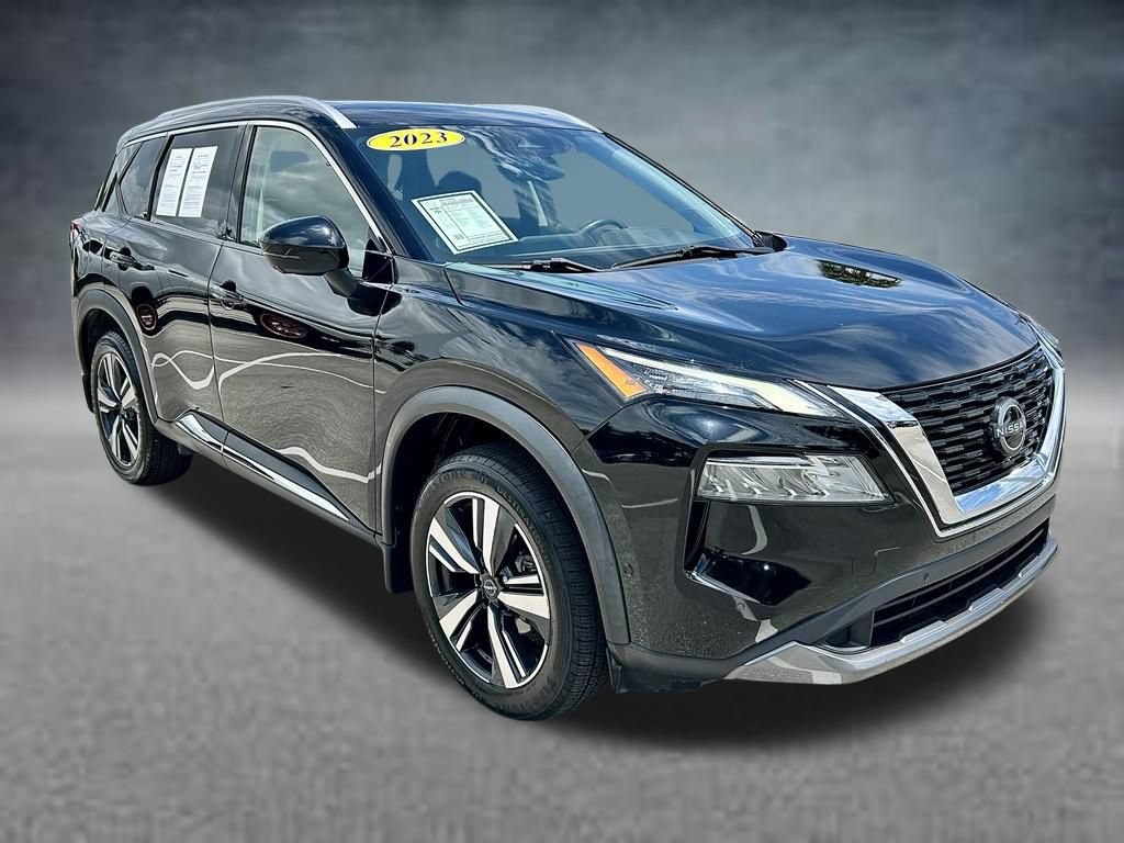 Used 2023 Nissan Rogue SL w/ SL Premium Package FWD image 3