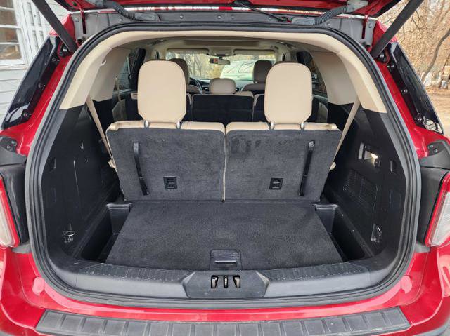 Used 2020 Ford Explorer XLT w/ Equipment Group 202A image 15