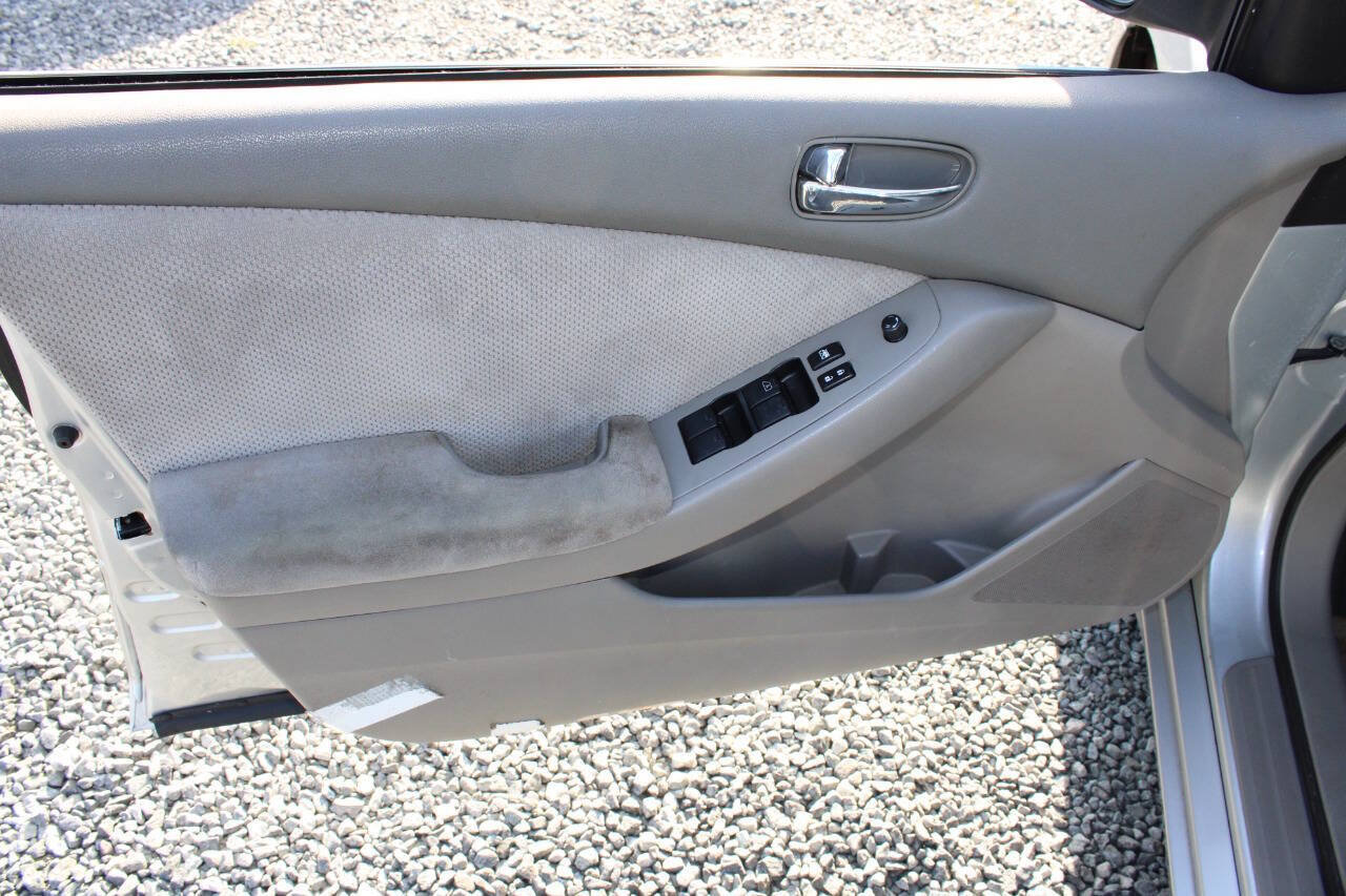 Used 2008 Nissan Altima 2.5 S FWD image 17