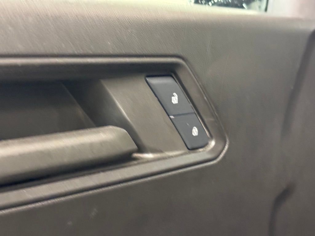 Used 2024 Chevrolet Colorado W/T image 10