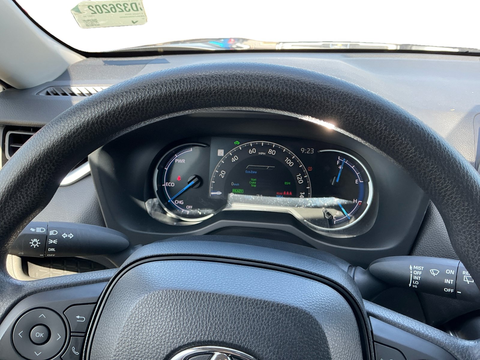 Used 2025 Toyota RAV4 LE AWD/4WD image 12