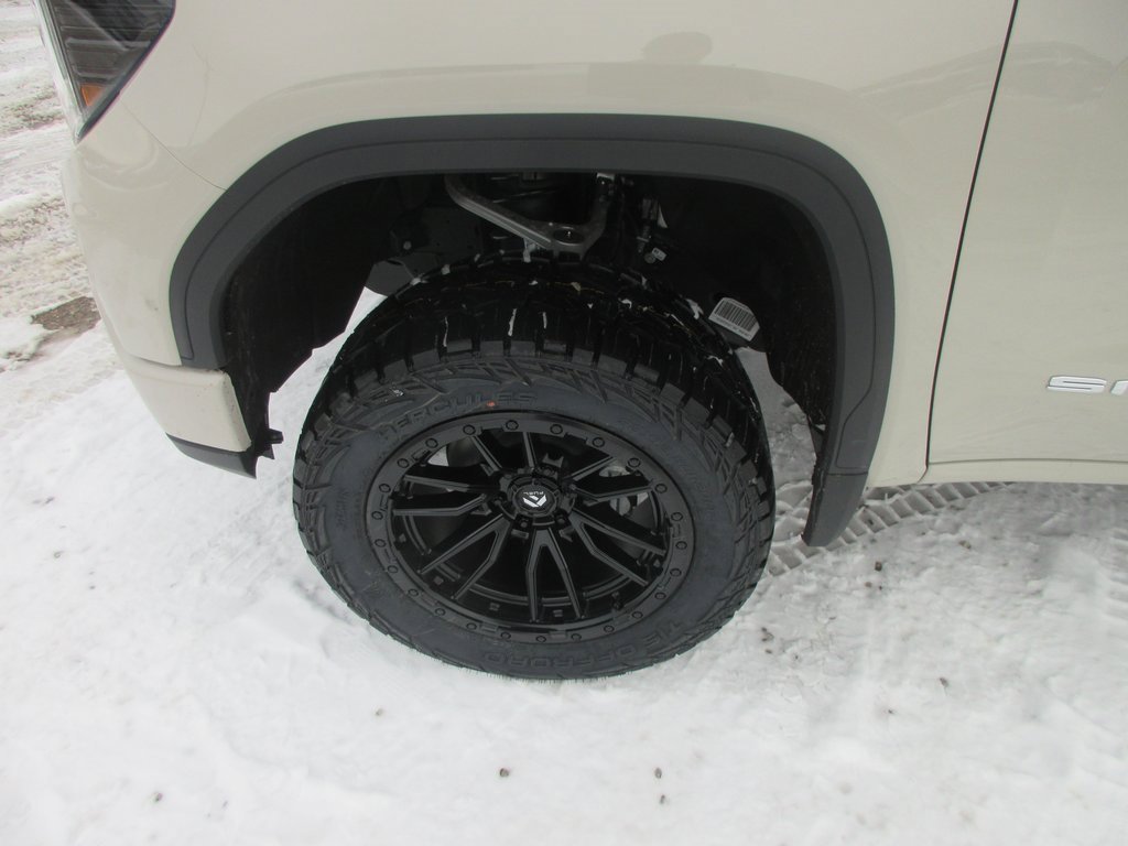 New 2026 GMC Sierra 1500 Pro w/ Graphite Edition image 12