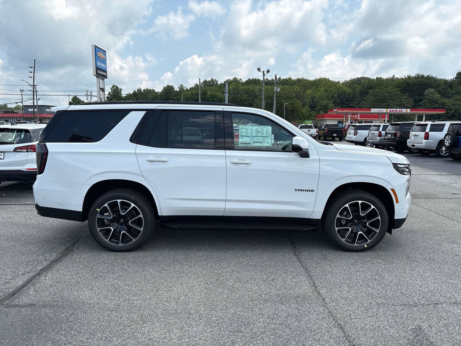 New 2026 Chevrolet Tahoe RST w/ RST Capability Package AWD/4WD image 5