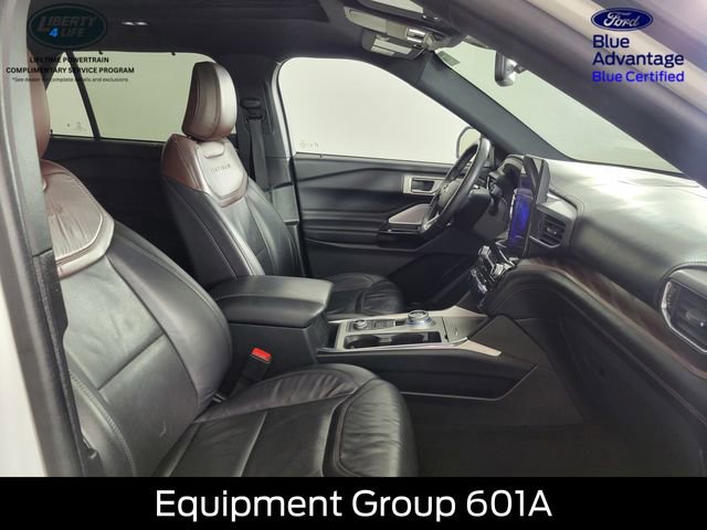 Certified 2022 Ford Explorer Platinum w/ Equipment Group 601A image 17
