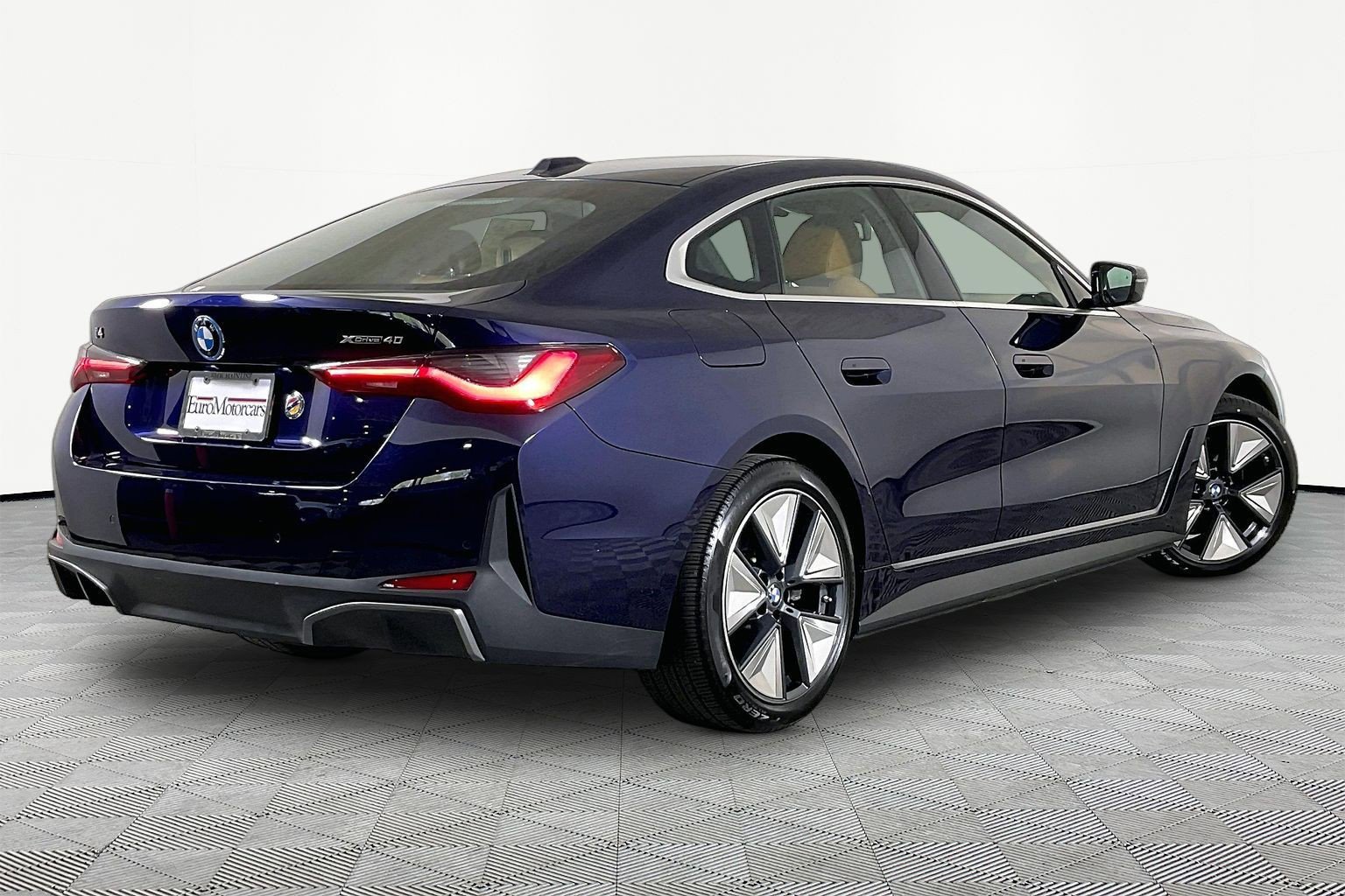 Certified 2025 BMW i4 xDrive40i w/ Premium Package AWD/4WD image 8