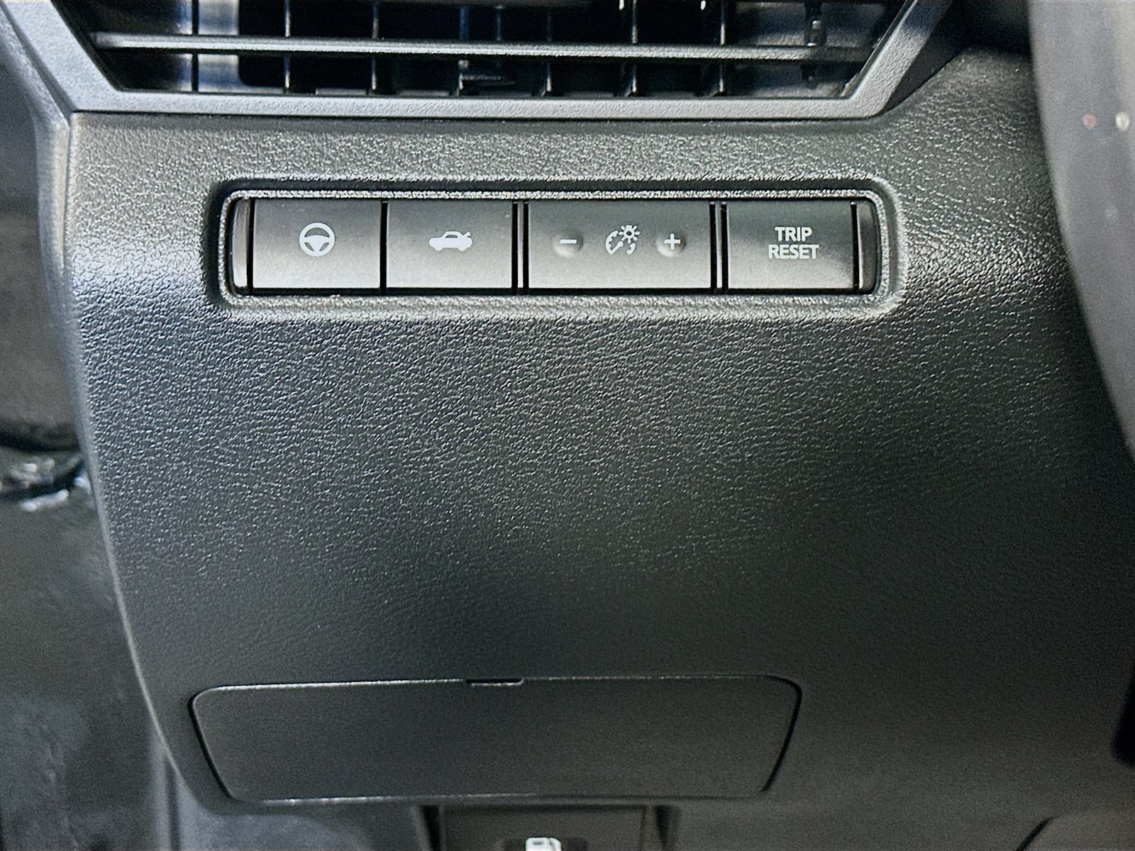 Used 2021 Nissan Altima 2.5 Platinum AWD/4WD image 10