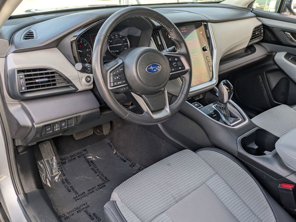 Used 2025 Subaru Outback Premium image 14