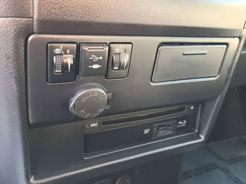 Used 2018 Toyota Sienna Limited Premium w/ Carpet Mat Package image 27