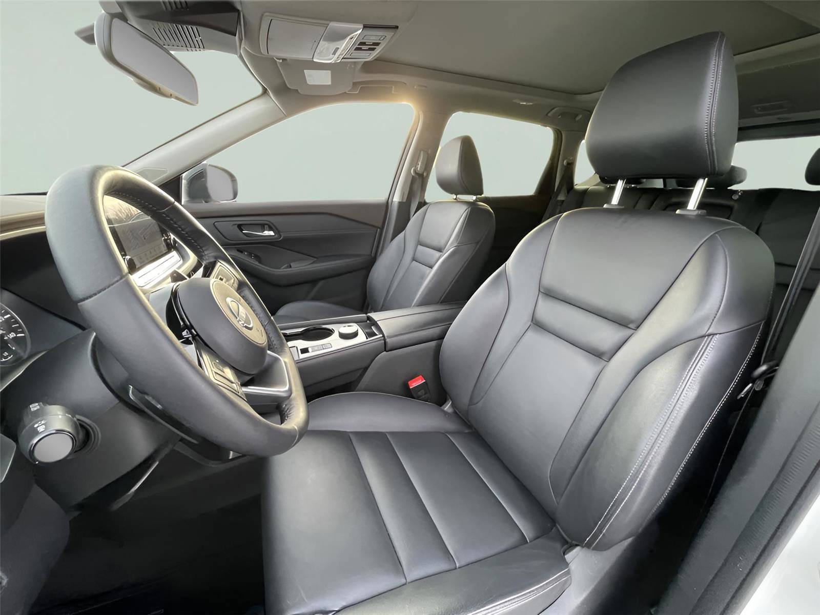 Used 2023 Nissan Rogue SL w/ SL Premium Package image 11