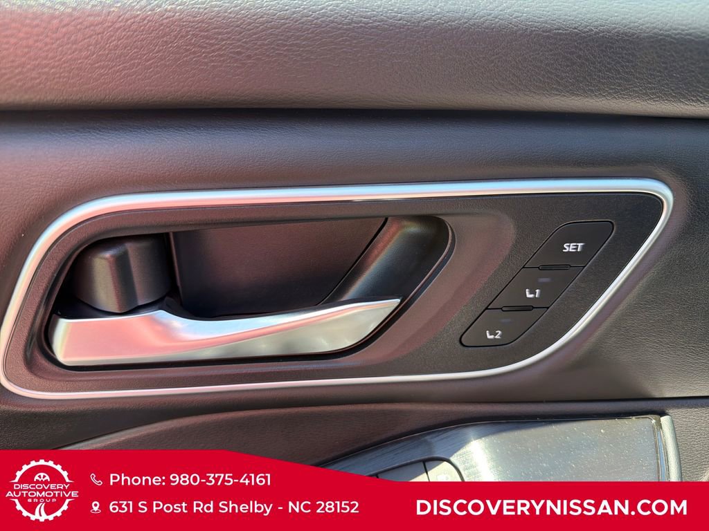 New 2026 Nissan Rogue Platinum AWD/4WD image 12