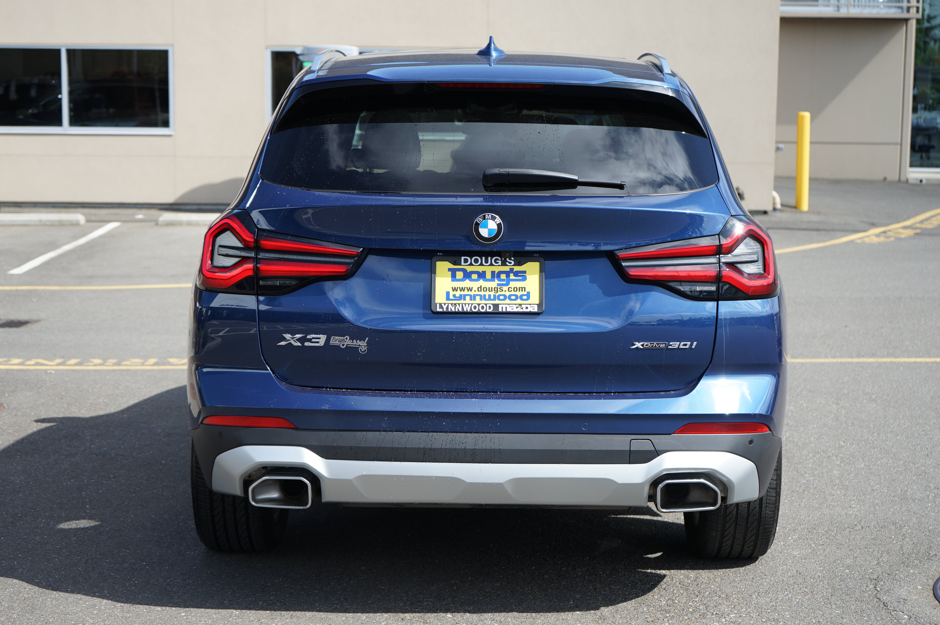 Used 2023 BMW X3 xDrive30i AWD/4WD image 5