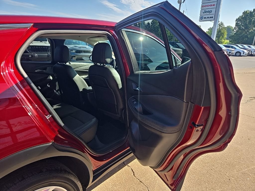 Used 2023 Buick Encore GX Preferred w/ Cold Weather Comfort Package AWD/4WD image 69