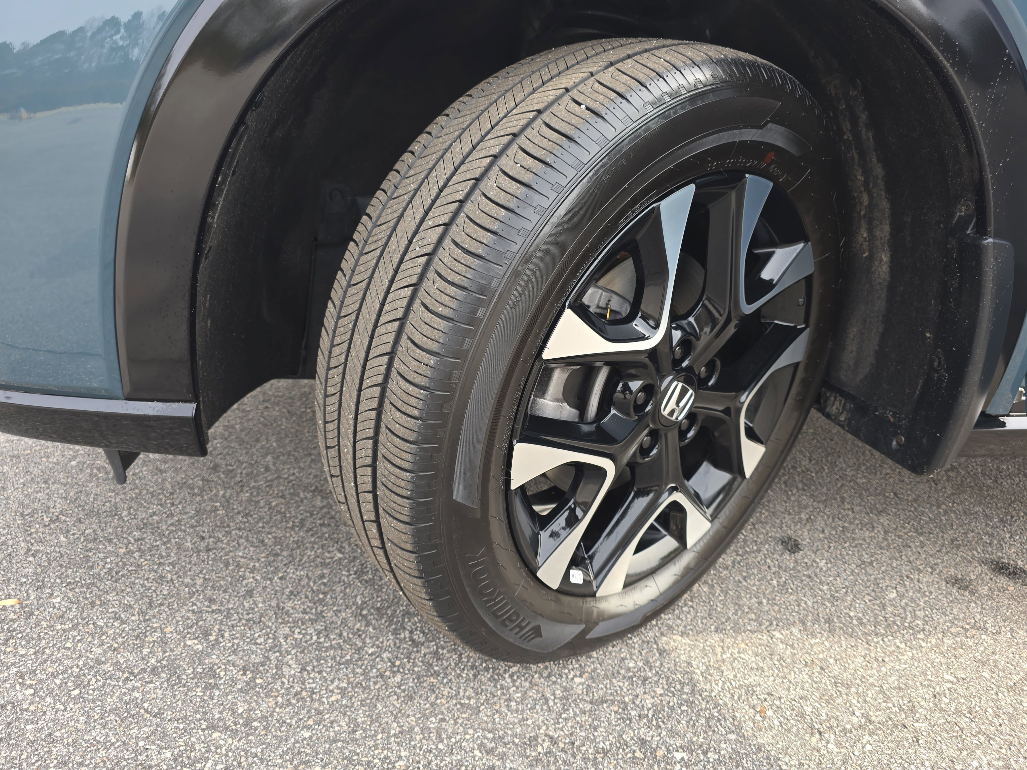 Certified 2026 Honda HR-V EX-L image 28