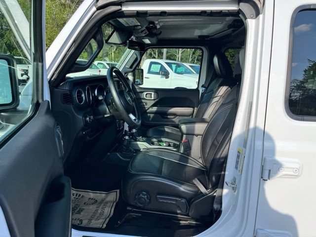 Used 2021 Jeep Wrangler Unlimited Sahara w/ Dual Top Group AWD/4WD image 14