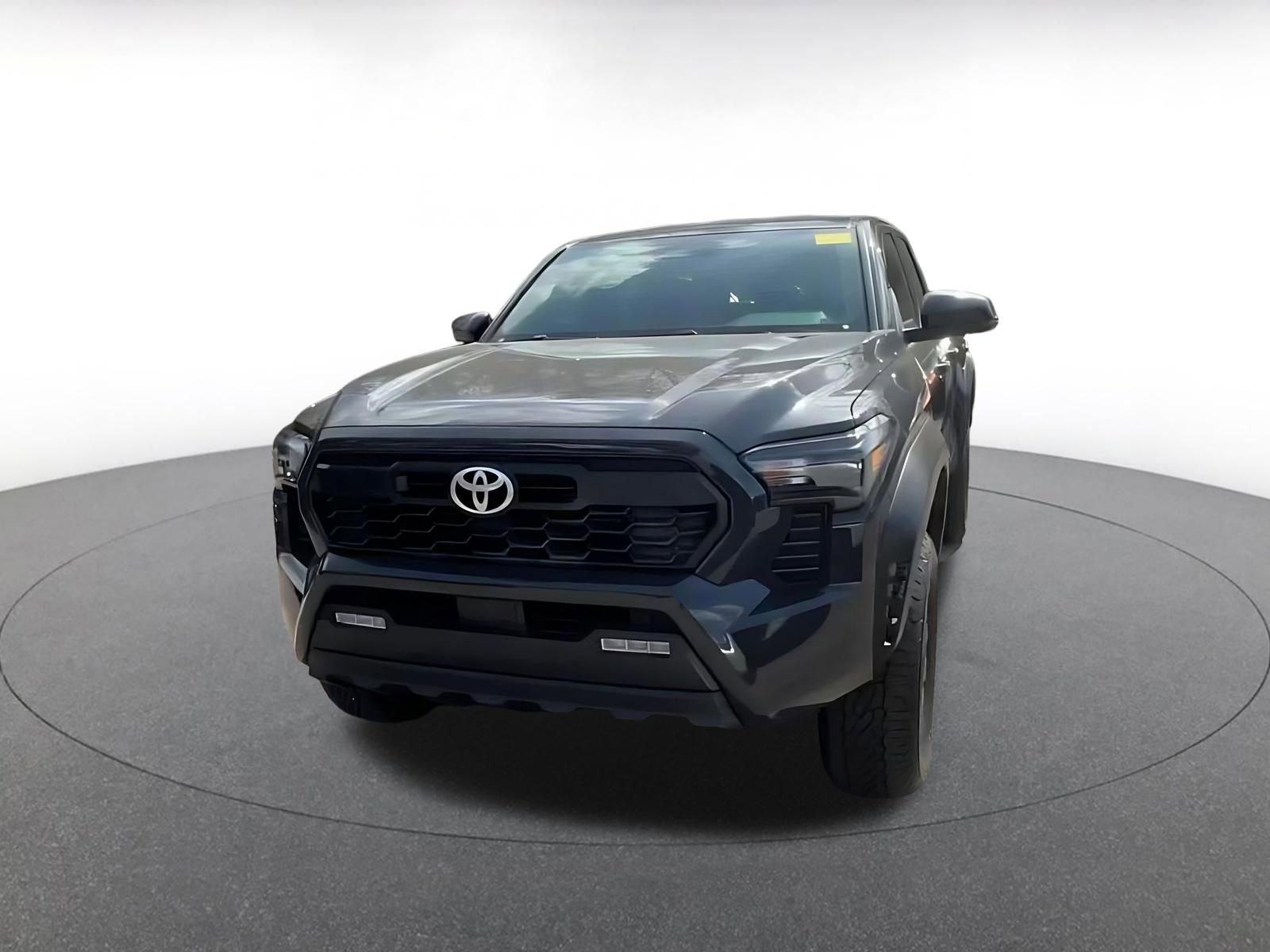 Used 2024 Toyota Tacoma w/ TRD Package image 4