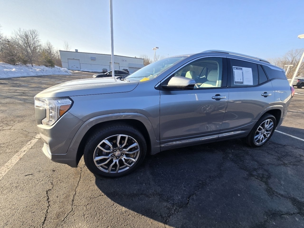 Used 2024 GMC Terrain Denali w/ Denali Premium Package image 4