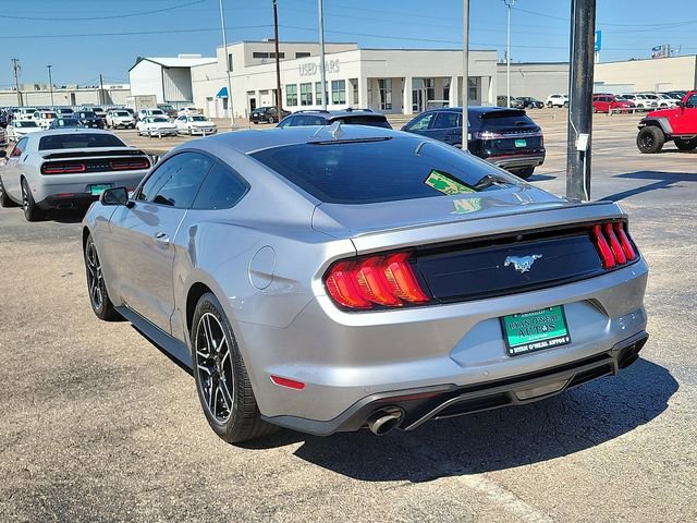 Used 2022 Ford Mustang Premium image 5