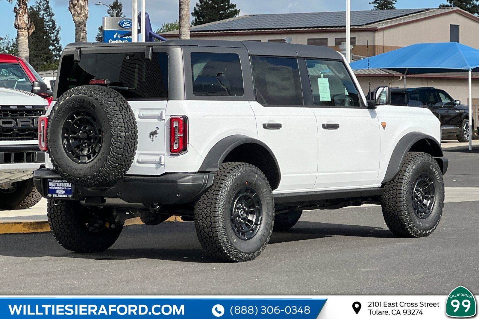 New 2026 Ford Bronco Badlands image 7