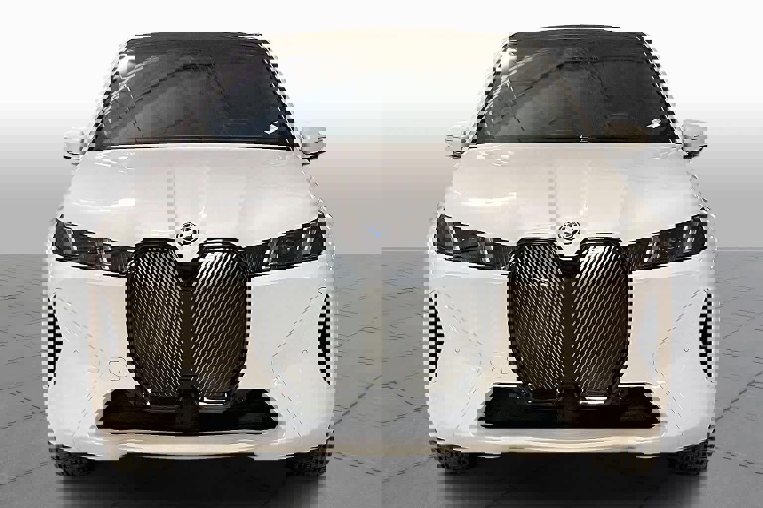 New 2026 BMW iX xDrive60 image 3