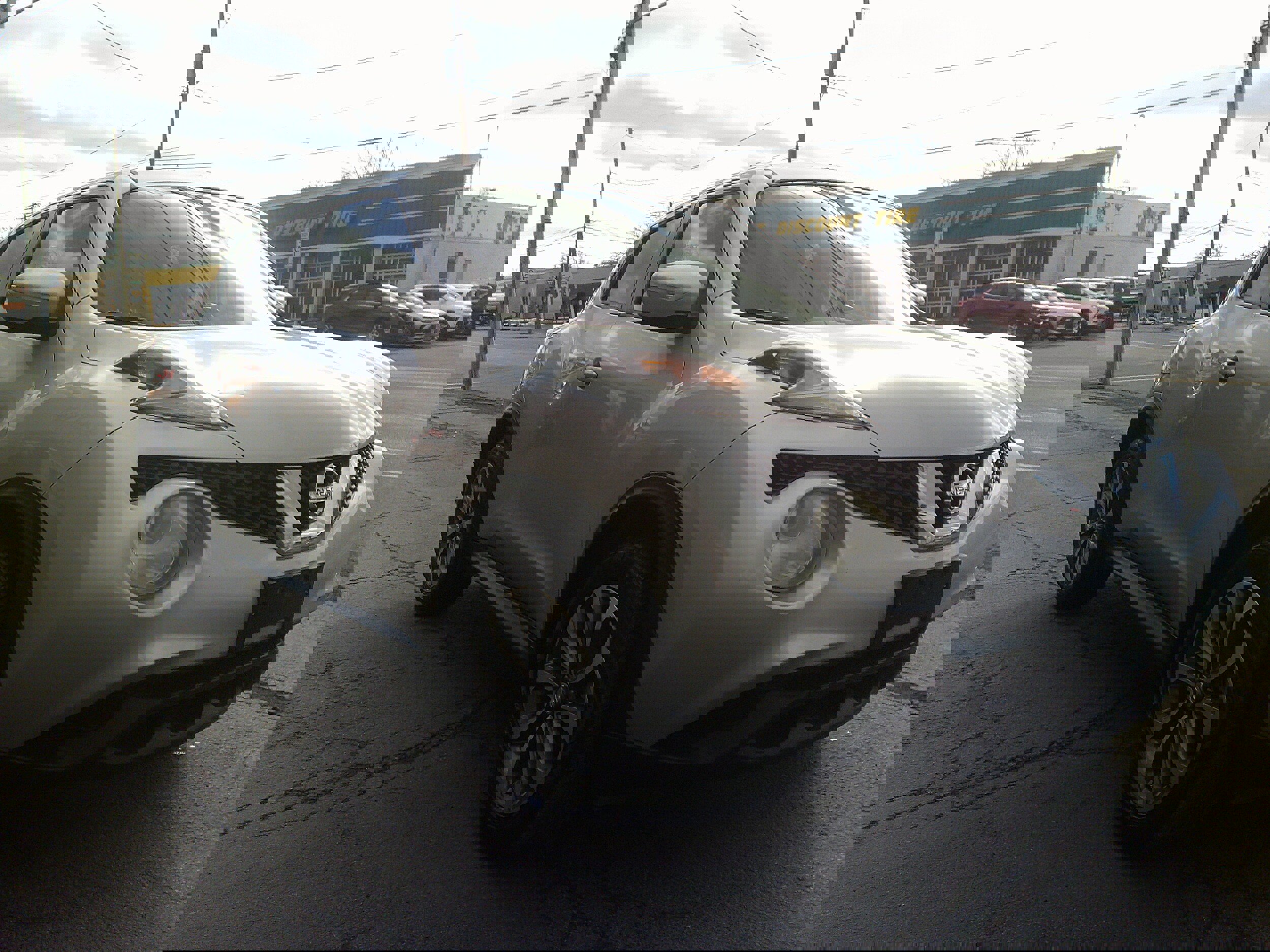 Used 2017 Nissan Juke SV image 8