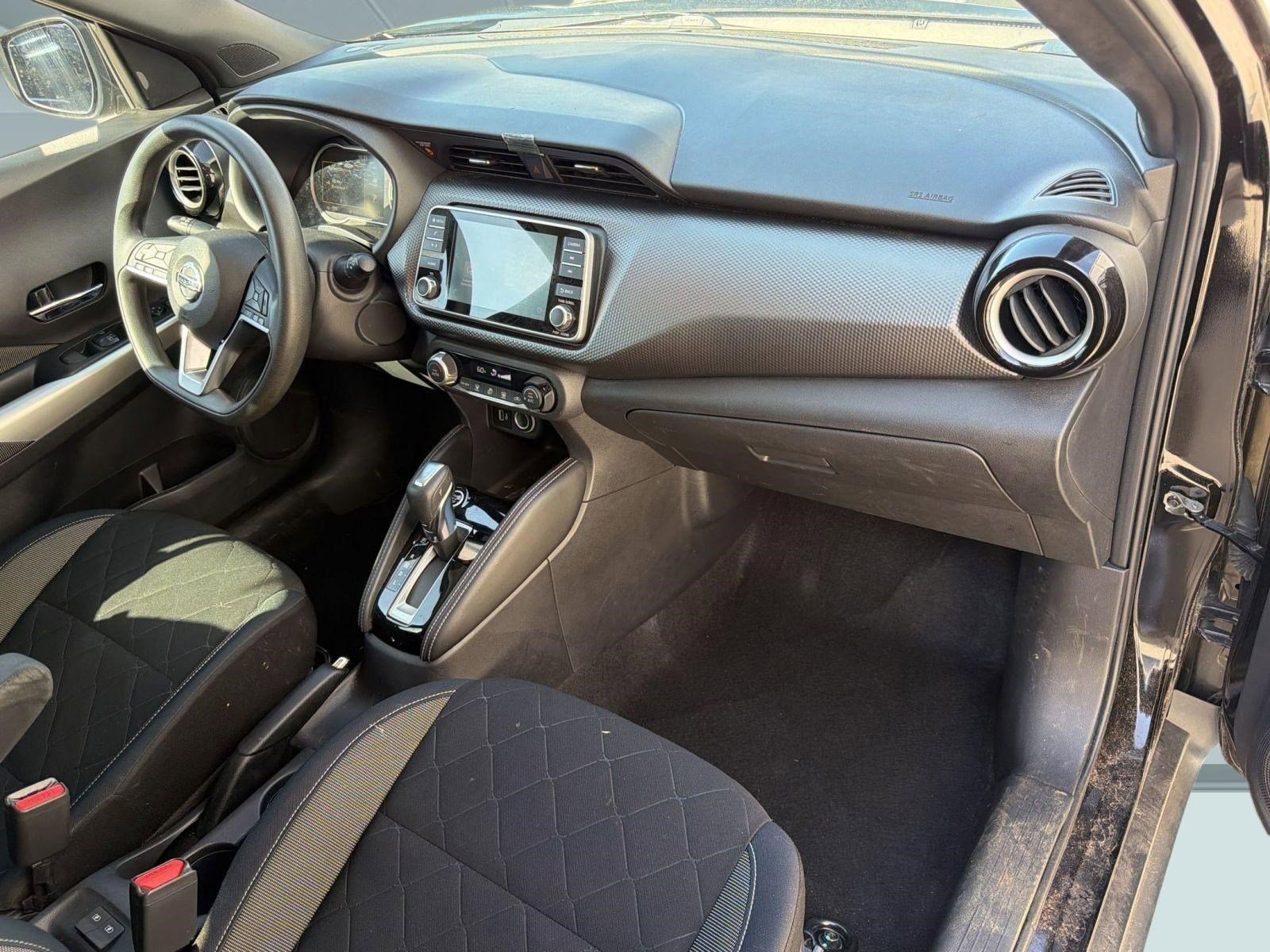 Used 2018 Nissan Kicks SV image 30