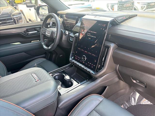 Certified 2026 GMC Yukon AT4 w/ AT4 Premium Package AWD/4WD image 8
