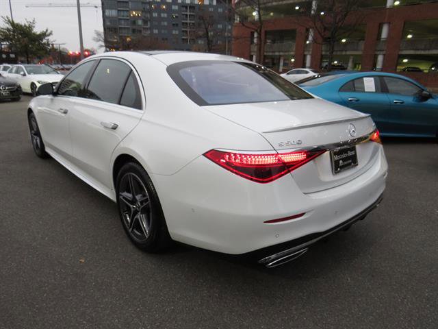 Used 2024 Mercedes-Benz S 580 4MATIC Sedan w/ AMG Line image 2