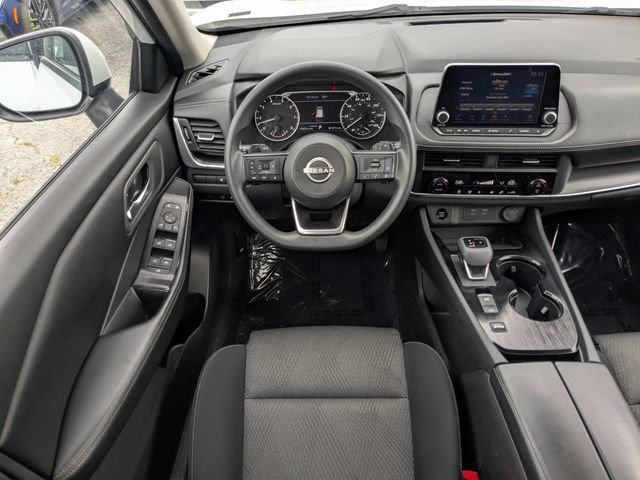 Used 2024 Nissan Rogue SV FWD image 16