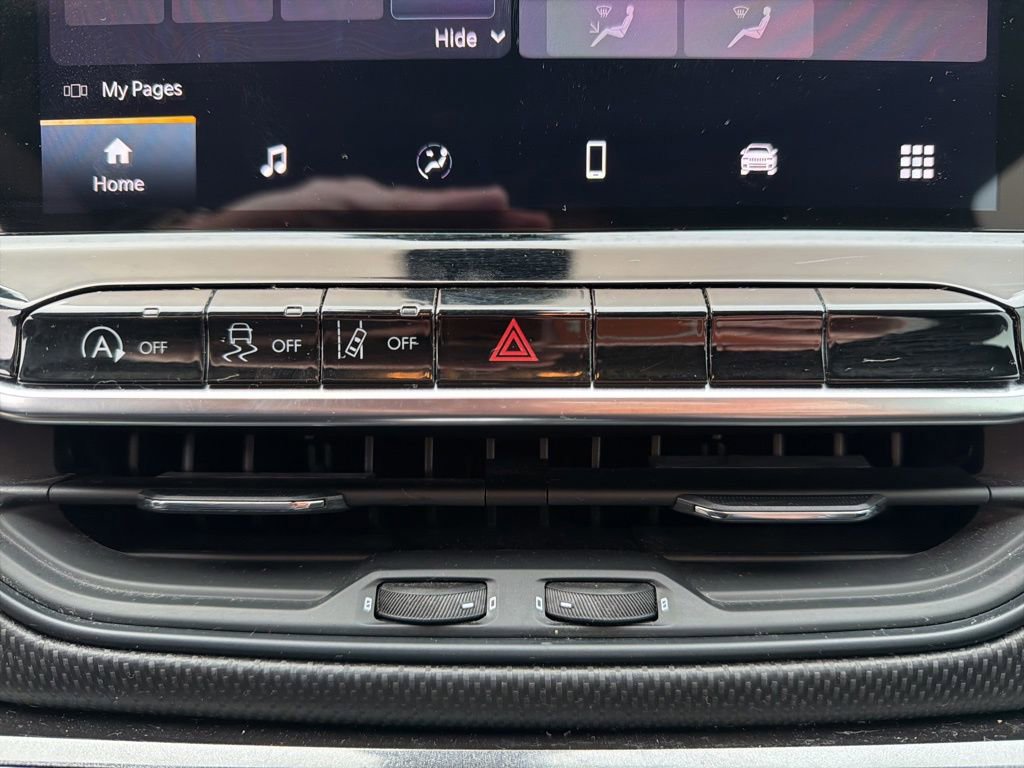 Used 2024 Jeep Compass Latitude w/ Convenience Group image 33