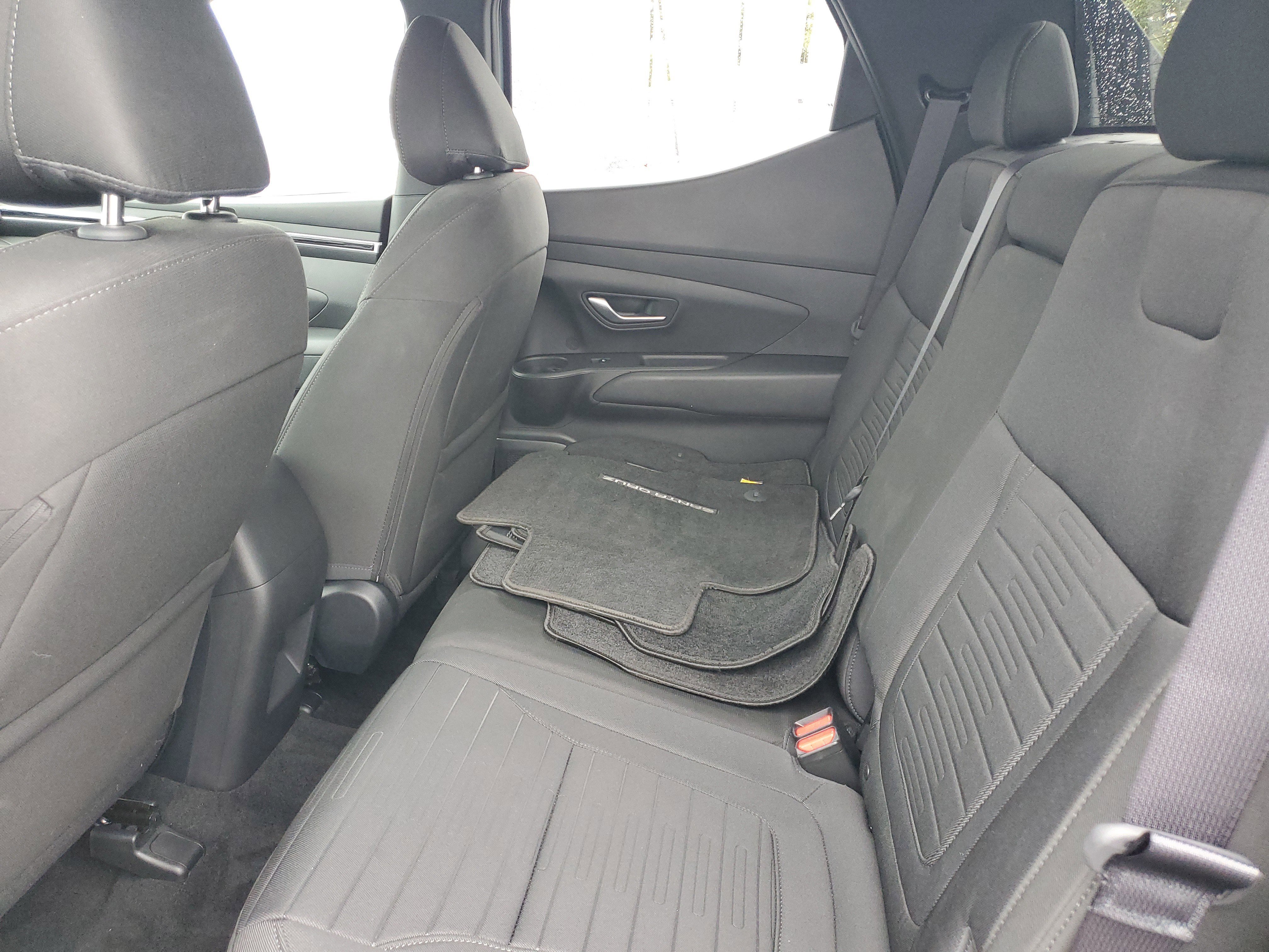 Used 2024 Hyundai Santa Cruz SEL image 11