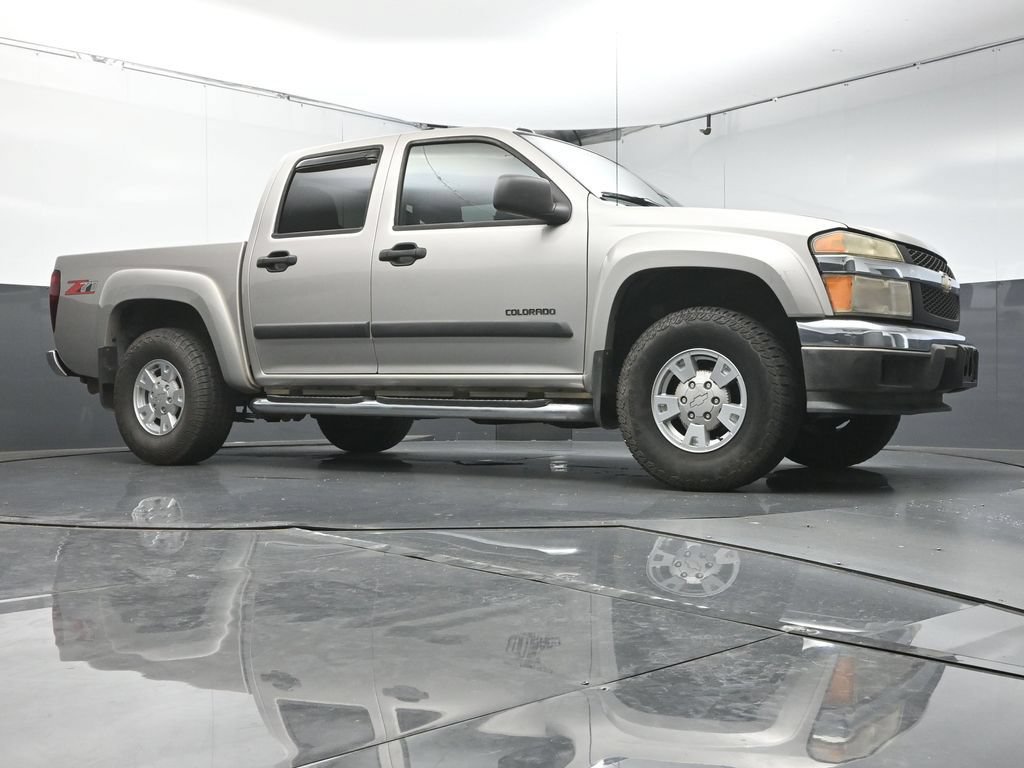 Used 2005 Chevrolet Colorado LS w/ Safe And Sound Package RWD image 22