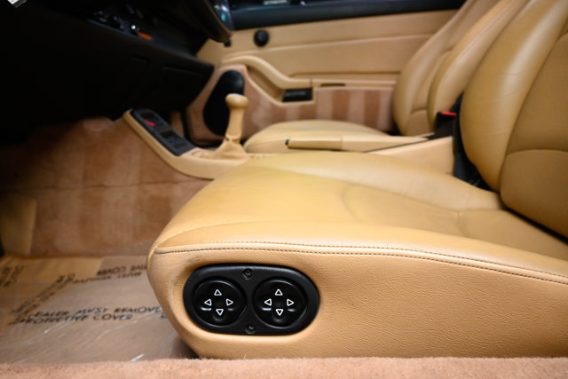 Used 1995 Porsche 911 Carrera RWD image 45