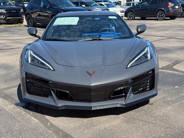 New 2027 Chevrolet Corvette Grand Sport w/ Z52 Sport Performance Package RWD image 2