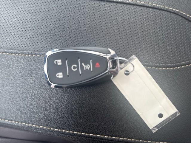 Used 2023 Chevrolet Traverse Premier w/ LPO, Floor Liner Package image 28