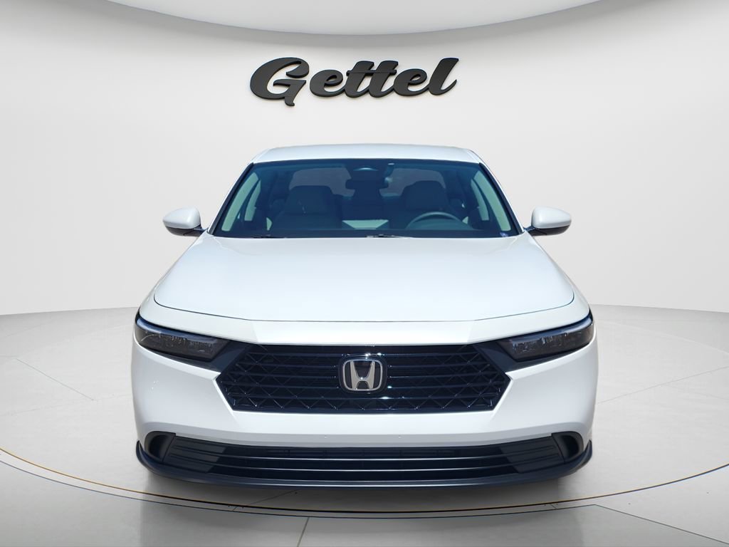 Used 2023 Honda Accord LX image 2