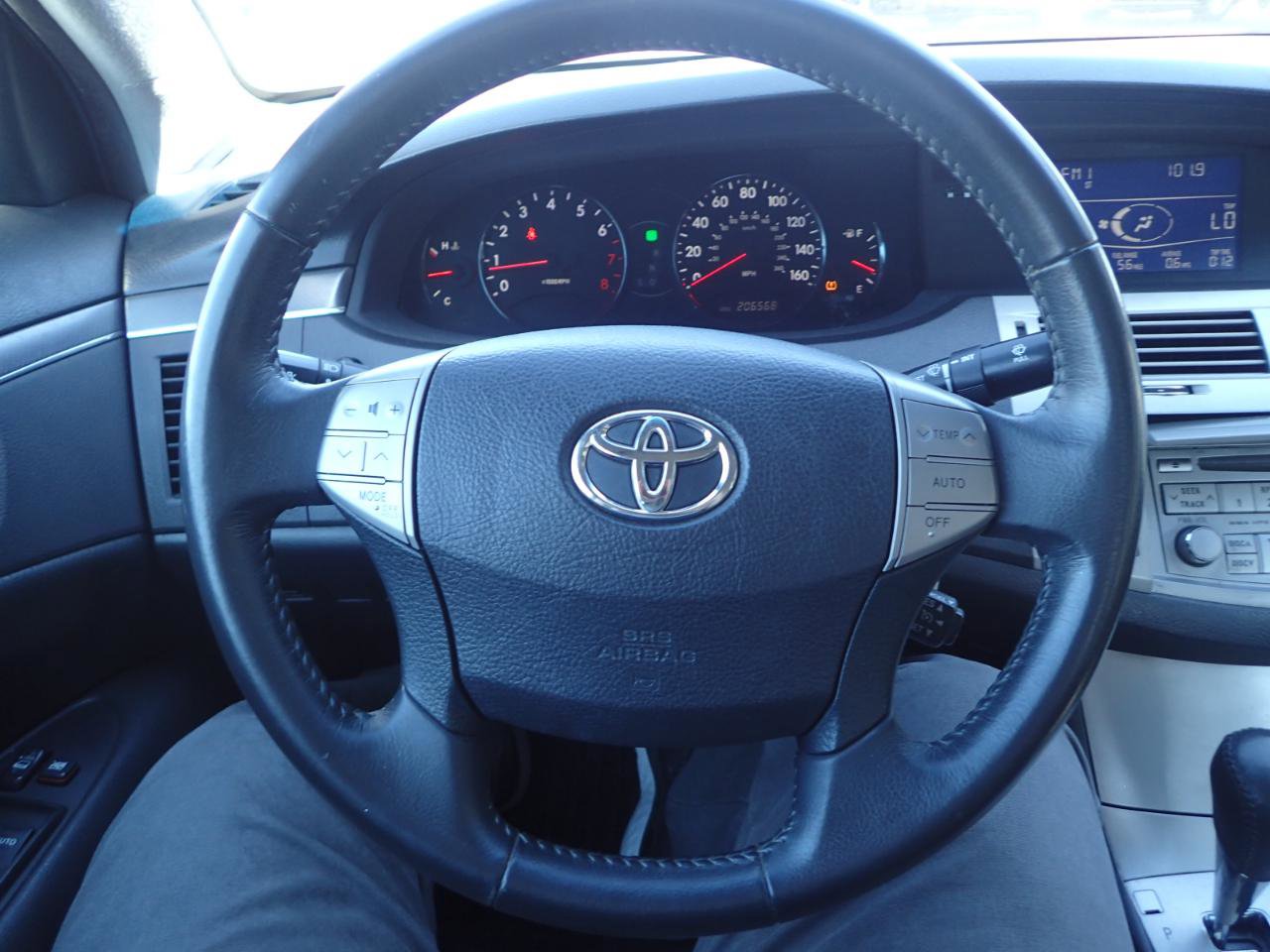 Used 2008 Toyota Avalon Touring FWD image 13