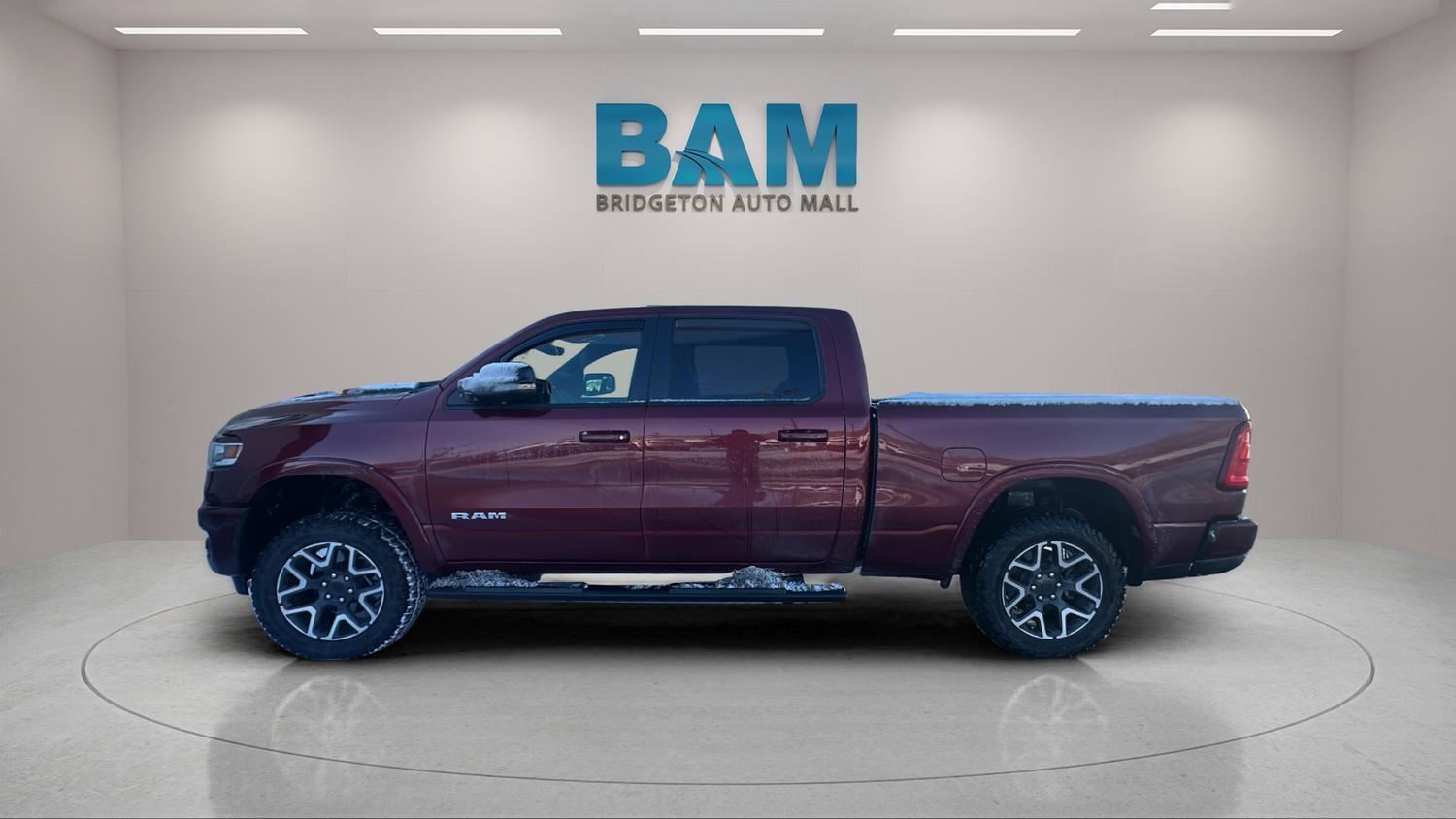 Used 2025 RAM 1500 Laramie w/ Sport Appearance Package image 4