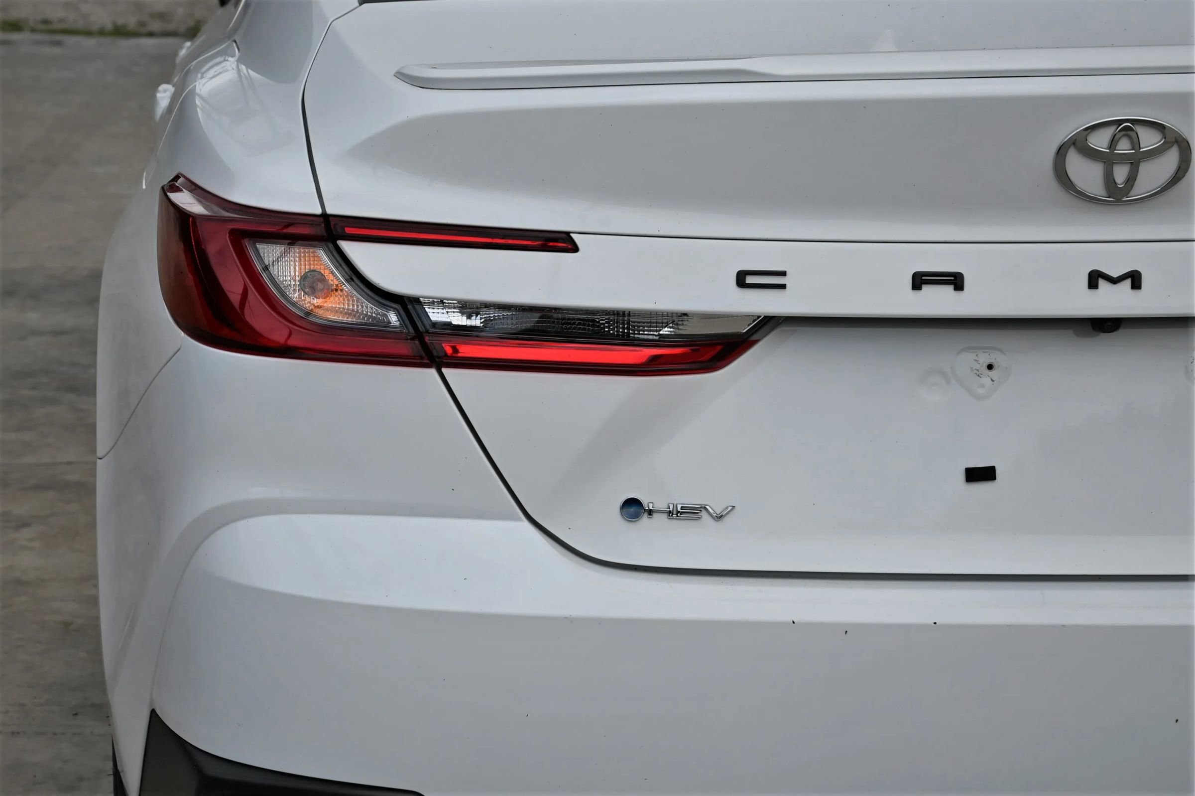 Used 2025 Toyota Camry SE image 9